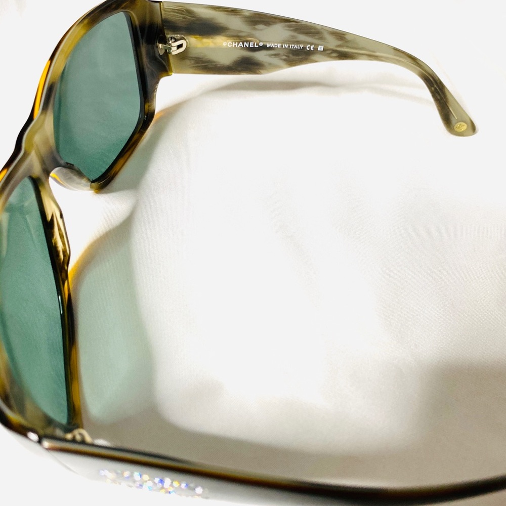 Chanel Sunglasses - Picture 2 of 6